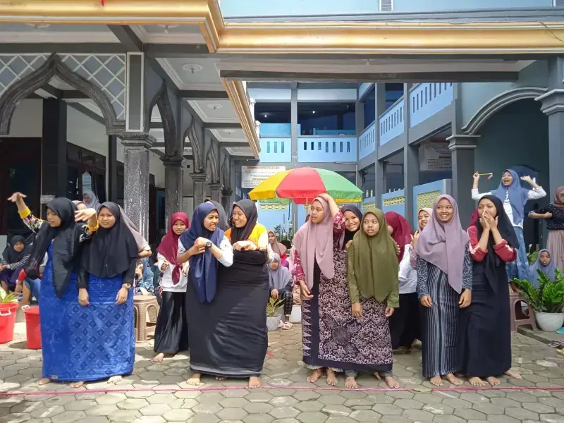 LENGGAK LENGGOK ANGGUNNYA KEMERDEKAAN